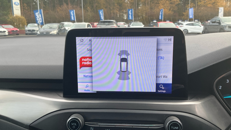 Ford Focus 1.0 EcoBoost Hybrid mHEV 125 Titanium Edition 5dr Petrol Hatchback